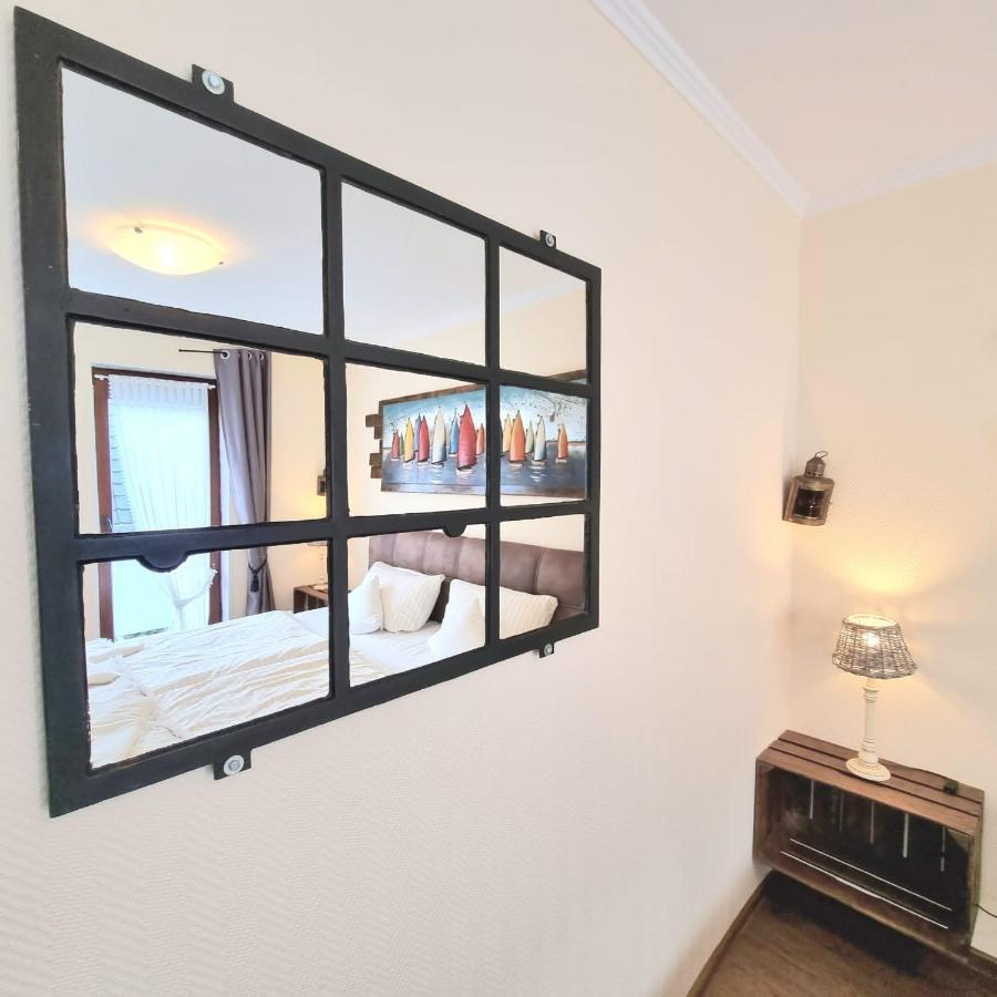 Haus Kaiser Appartement 3 Deichlust 比苏姆 外观 照片